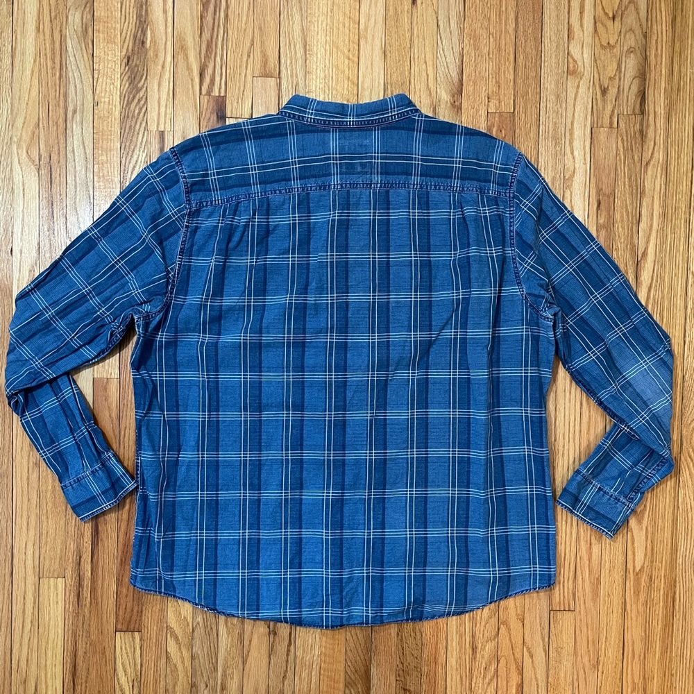 AMERICAN EAGLE Plaid Button-down - image 9